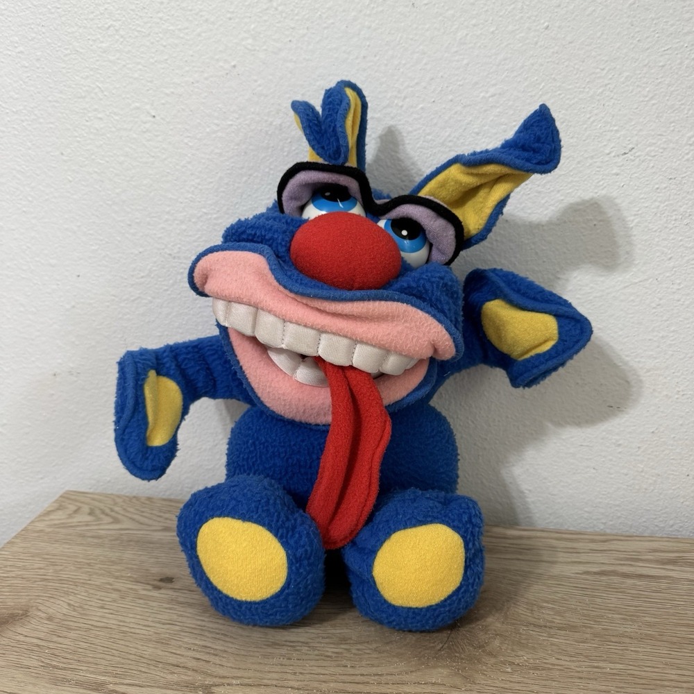 Fisher Price A Fun Dog Named Freddy Plush Posable Stuffed Animal Vintage 1987
